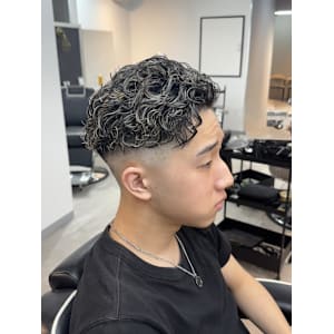 泰成/メンズ/バーバー/フェード/ツイストスパイラル/大宮