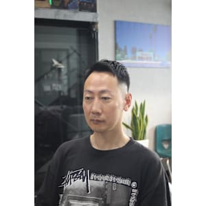 三軒茶屋バーバー NEW OLD×スタイル