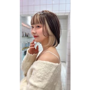 インナーカラー×ボブ