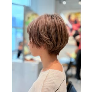 前下がりショート・ボブ/絶壁解消/前髪あり/40代/30代
