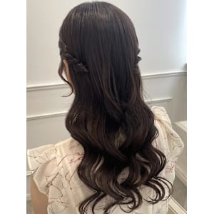 大人っぽ可愛い！ねじりハーフツイン♪_ユウ