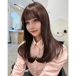 9トーンのヘーゼルグレージュ