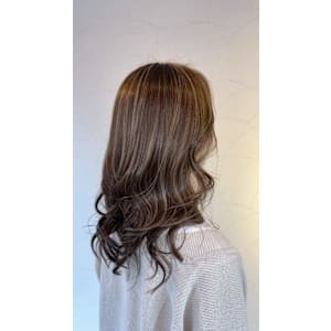 annie hair design×スタイル