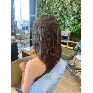 ワンカラーでつくるハイライトカラー