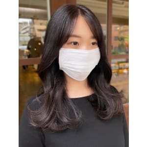 ダークグレージュ 透明感カラー 顔周りカット 韓国ヘア