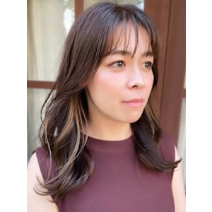 インナーカラー イヤリングカラー 顔周りカット 20代 艶髪