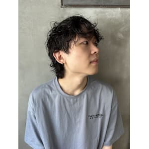 メンズ・マッシュウルフ・パーマ・黒髪