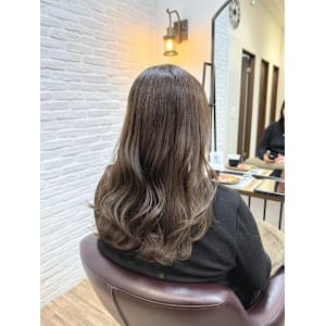 シアーベージュ