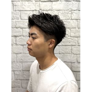 爽やかツーブロアップバング