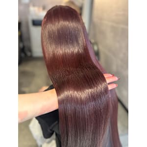 《鈴木茉奈》ダブルカラー/チェリーレッド/髪質改善