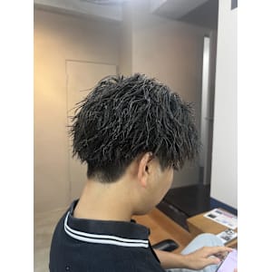 縦落ちツイストスパイラルパーマ