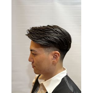 刈り上げ×流しスタイル　<理容室> - ヘアーモードキクチ 銀座店【ヘアーモードキクチ】掲載中