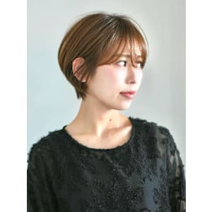 前下がりショート・ボブ/絶壁解消/前髪あり/40代/30代