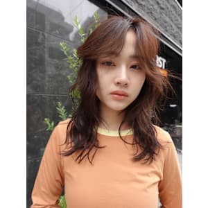 中目黒マロンベージュアプリコットオレンジショートボブレイヤー