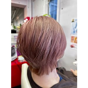 【白髪染め】ピンクベージュのショートレイヤー