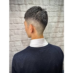 スポーツ刈り/ソフトモヒカン【理容室/バーバー/フェード】 - 銀座マツナガ 新宿パークタワー店【ギンザマツナガ】掲載中