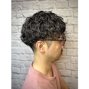 ハードスパイラル無造作パーマ【新宿/理容室/バーバー】 - 銀座マツナガ 新宿パークタワー店【ギンザマツナガ】掲載中