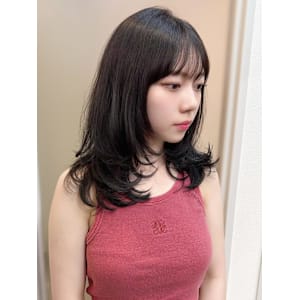 ウルフレイヤー&シースルーバング/ミディアム/黒髪