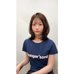 ★韓国ウルフ/ミディアムレイヤーカット/ヘーゼルベージュ