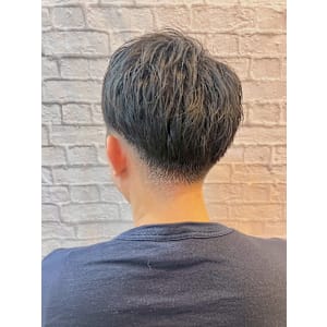 ショートツーブロック/フェード/刈り上げ【新宿/理容室/】 - 銀座マツナガ 新宿パークタワー店【ギンザマツナガ】掲載中