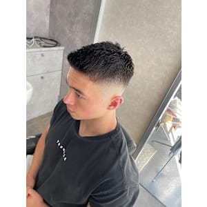 フェザーアップ/フェードスタイル