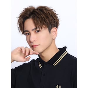 confidence-MEN’S HAIR-×スタイル