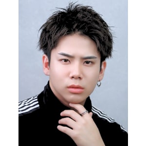 confidence-MEN’S HAIR-×スタイル