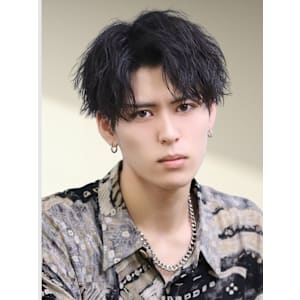confidence-MEN’S HAIR-×スタイル