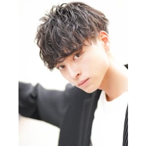 confidence-MEN’S HAIR-×スタイル