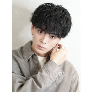 confidence-MEN’S HAIR-×スタイル