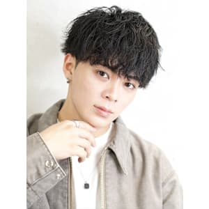 confidence-MEN’S HAIR-×スタイル