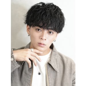 confidence-MEN’S HAIR-×スタイル