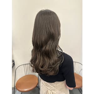 池袋 髪質改善 ゆる巻 イルミナカラー  アッシュ♪