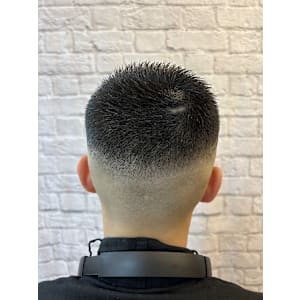 さっぱりボウズスキンフェード！！【新宿/理容室/バーバー】 - 銀座マツナガ 新宿パークタワー店【ギンザマツナガ】掲載中