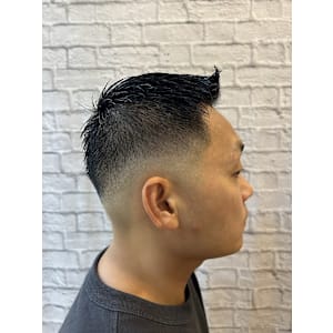 スキンフェード【新宿/スキンフェード/理容室】 - 銀座マツナガ 新宿パークタワー店【ギンザマツナガ】掲載中