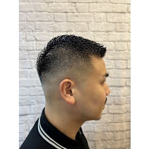 オシャレアイロンパーマ×フェードスタイル！ - 銀座マツナガ 新宿パークタワー店【ギンザマツナガ】掲載中