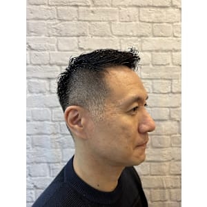 アイロンパーマでふわっと感と - 銀座マツナガ 新宿パークタワー店【ギンザマツナガ】掲載中