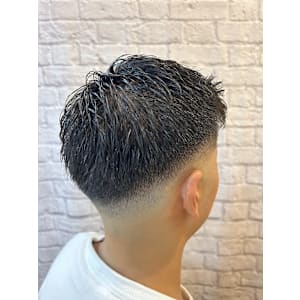 大人のスキンフェードカット - 銀座マツナガ 新宿パークタワー店【ギンザマツナガ】掲載中