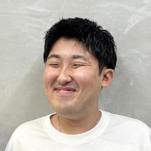 決めすぎないラフな束感が魅力！カジュアルショート