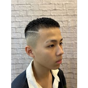 さっぱりボウズスキンフェード！！【新宿/理容室/バーバー】 - 銀座マツナガ 新宿パークタワー店【ギンザマツナガ】掲載中
