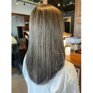 ミディアム/ハイライト/オリーブ