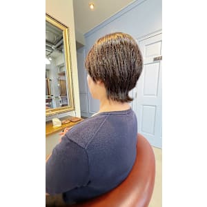 大人のショートウルフ - Lourdes hair design【ルルドヘアーデザイン】掲載中