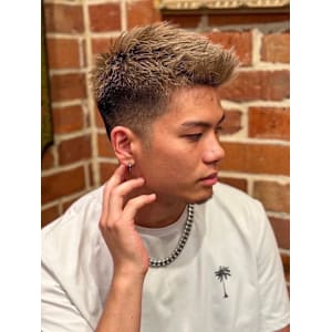 スパイキーショート