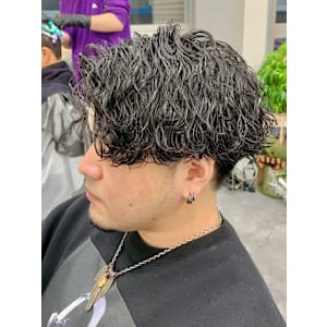 Genie -メンズカット & メンズパーマ 新百合ヶ丘