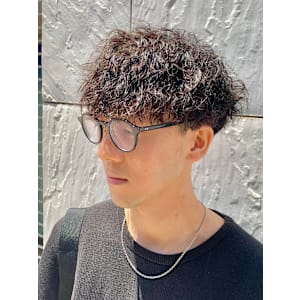 Genie -メンズカット & メンズパーマ 新百合ヶ丘