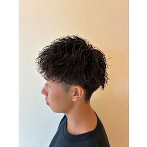 ツーブロック×ツイストスパイラルパーマ