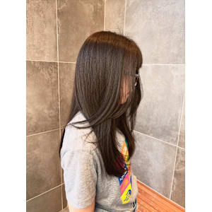 カーキグレーカラー