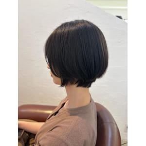 ダークアッシュショート