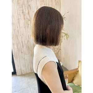 オリーブグレー/結べるボブ/ツヤカラー