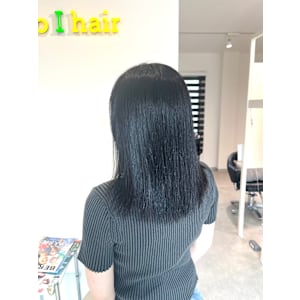 ダークブラウン